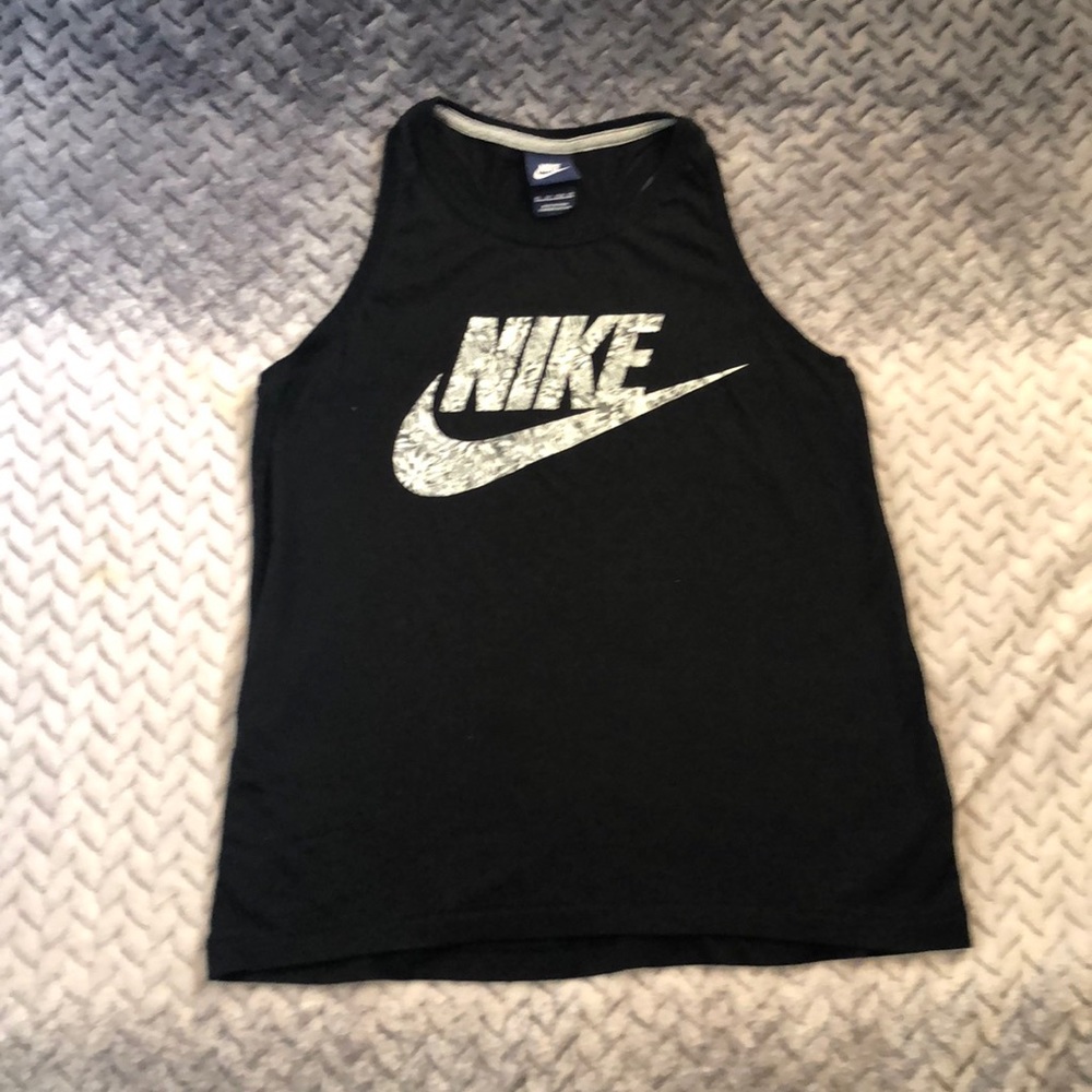 nike tank